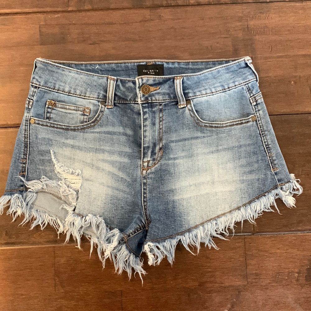 Denim stretchy shorts